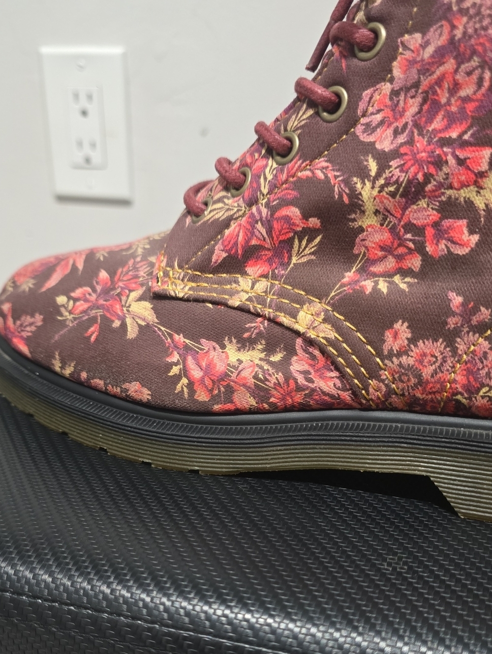 Dr. Martens 1460 Beckett Cherry Red Jouy Floral Canvas Boot, 8, Like New - Picture 10 of 16